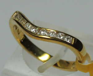 Diamond wishbone, 18ct gold